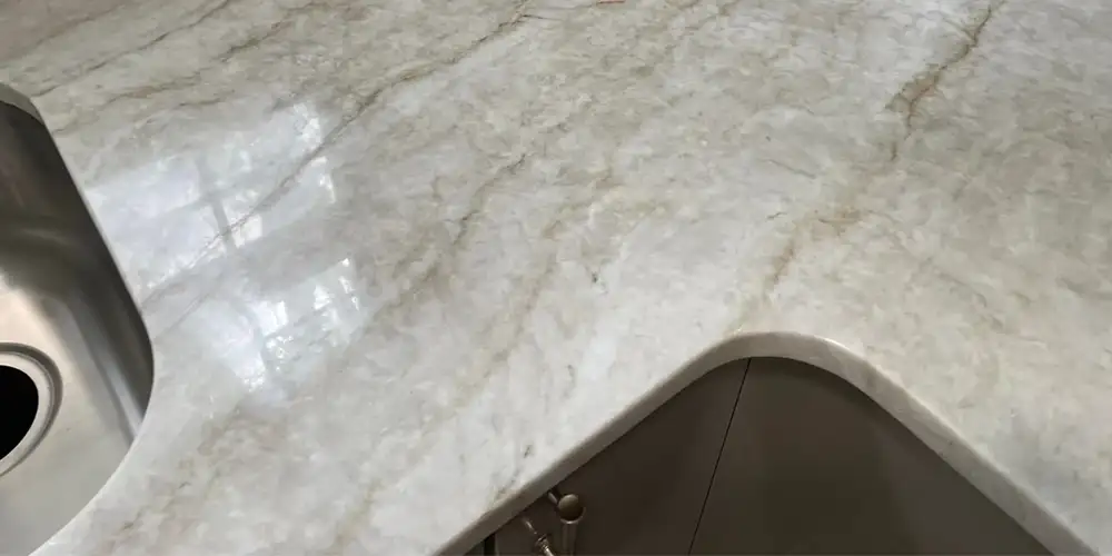 Taj-Mahal-Quartzite-In-Kitchen
